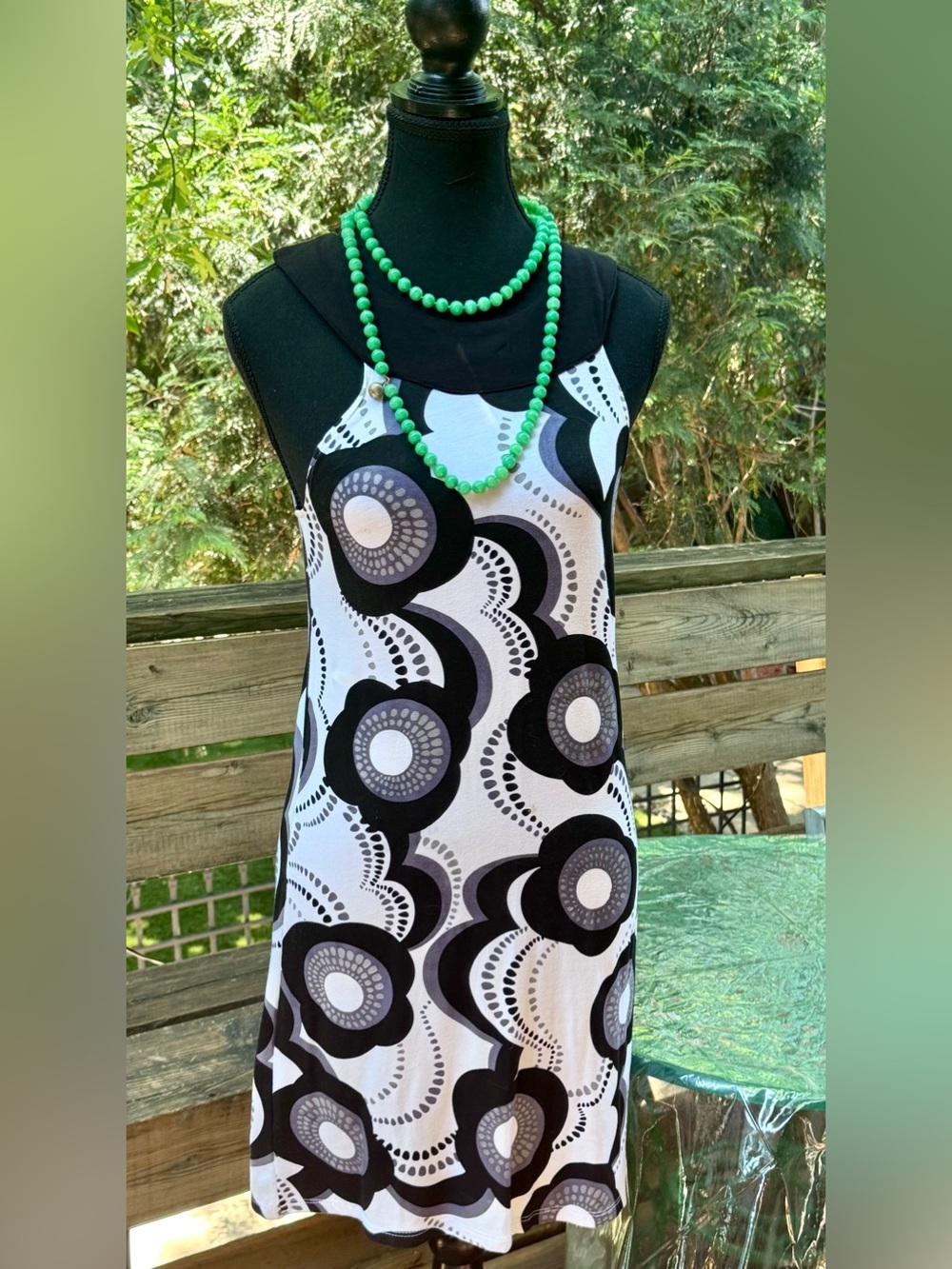 Lady Dutch High Society Black & White Mod Floral Sleeveless Dress